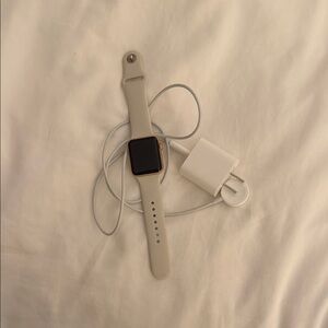 Apple Watch rose gold series 3